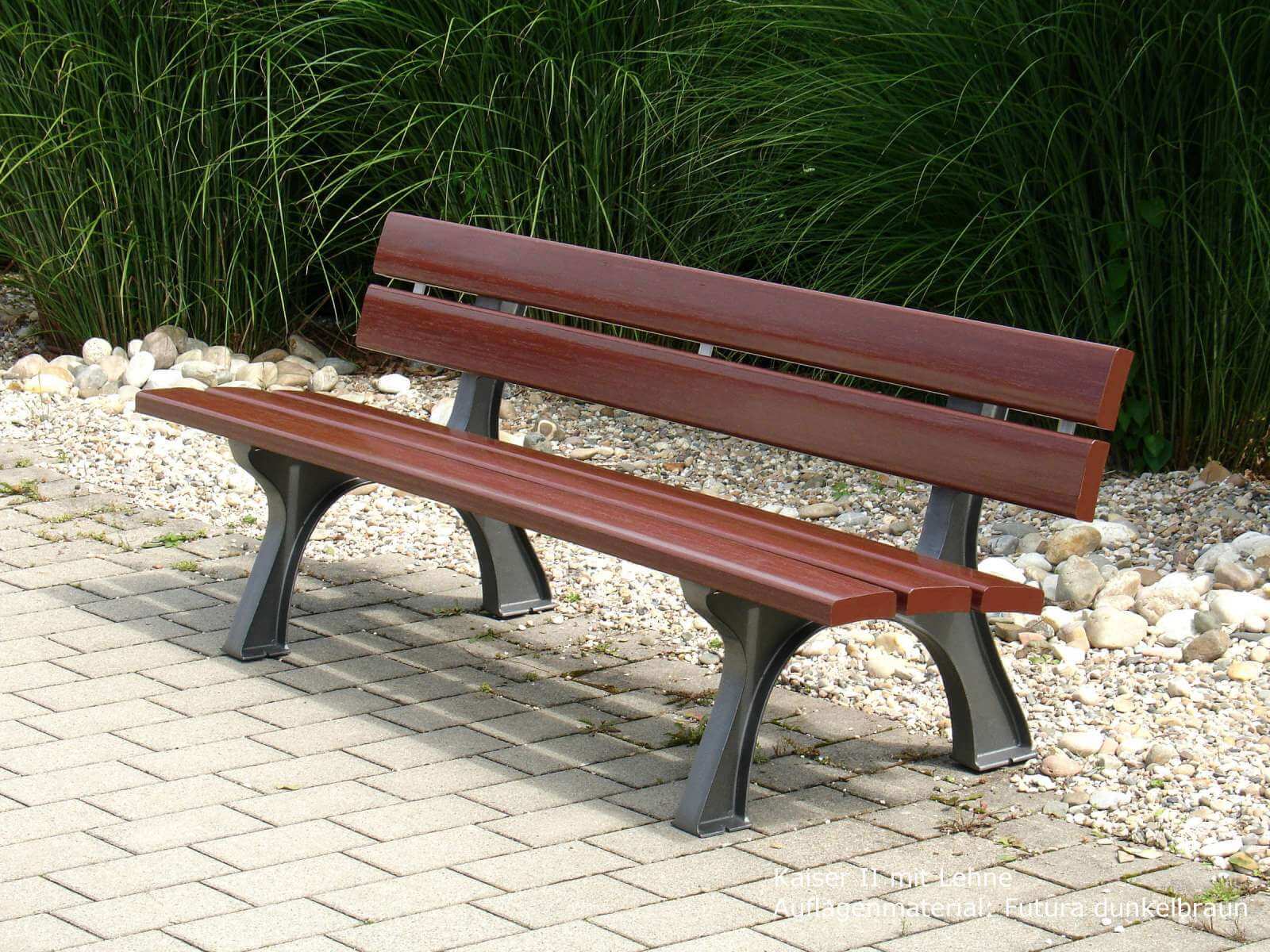 Sitzbänke mit Rückenlehne | CONTI Bänke